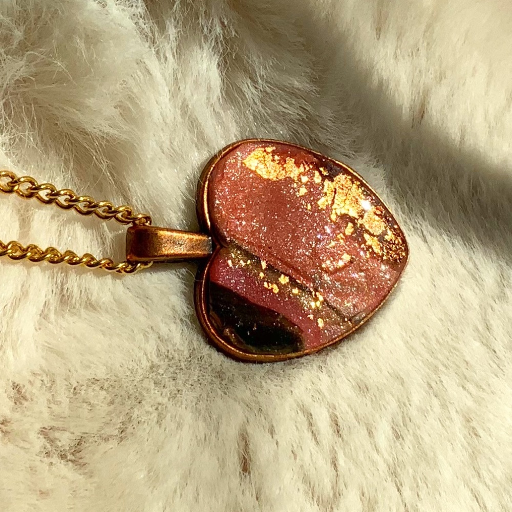 Women’s Rose Gold Bronzed Heart Necklace